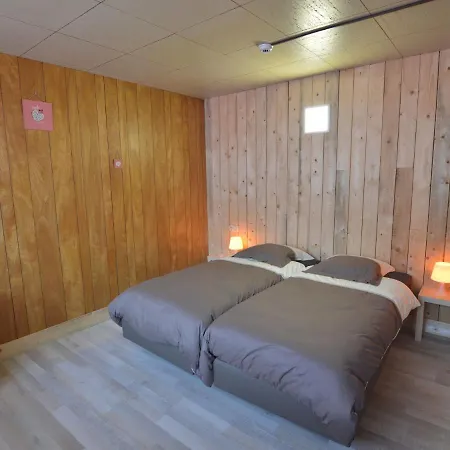 Semesterbostad A House With Pool Sauna Bubble Bath Billiards *
