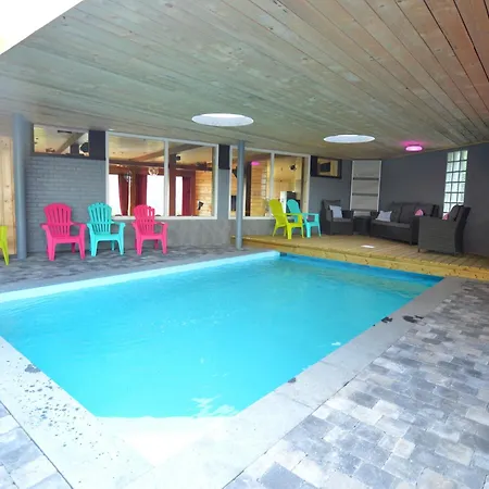 Dom wakacyjny With Pool & Sauna Trooz
