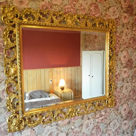 With Pool & Sauna * Trooz